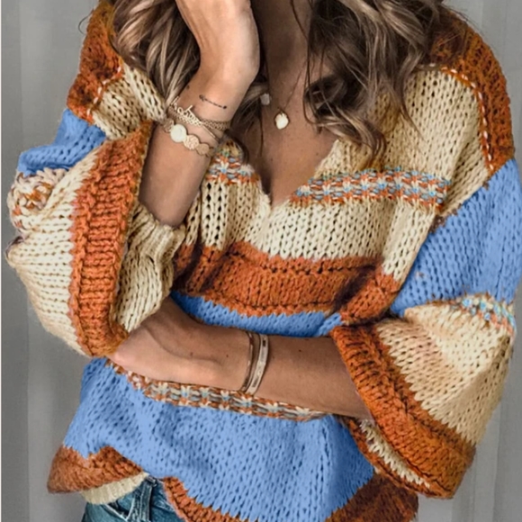 Sweaters - Orange V-neck knitted sweater